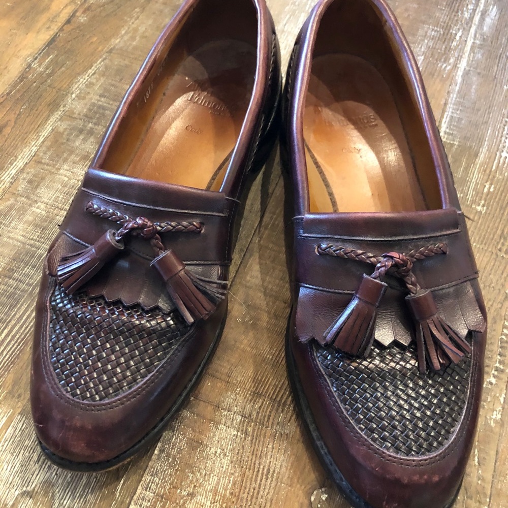 Men’s 9.5 size Allen Edmonds shoes